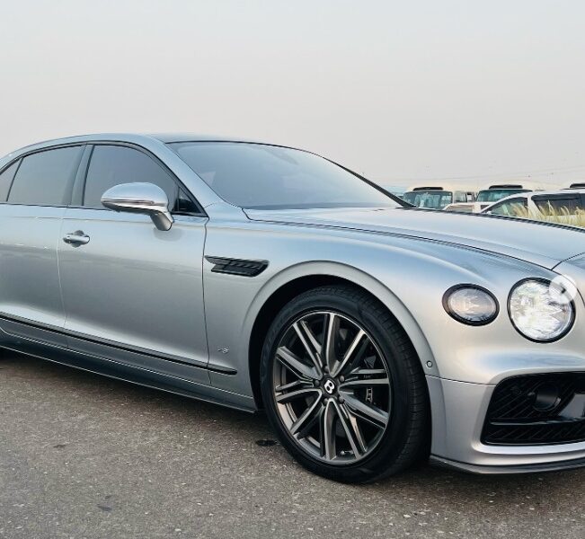 2021 BENTLEY FLYING SPUR 6.0L Twin-Turbo W12 Engine Silver Black