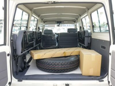 2025 Toyota Land Cruiser 70 4.0L V6 M/T White Grey GCC Specs