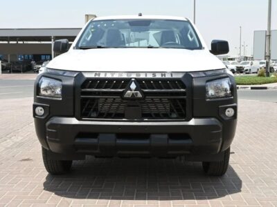 Mitsubishi L200 MITSUBISHI L200 2.4L GL DIESEL DCABIN 4X4 5M/T 2025 White Black