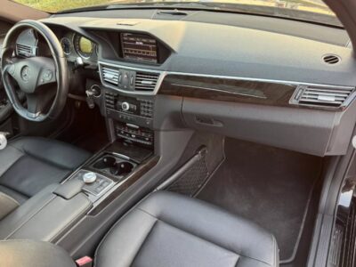 2009 MERCEDES BENZ E550 AMG BODY KIT V8 AUCTION GRADE 4/B Black