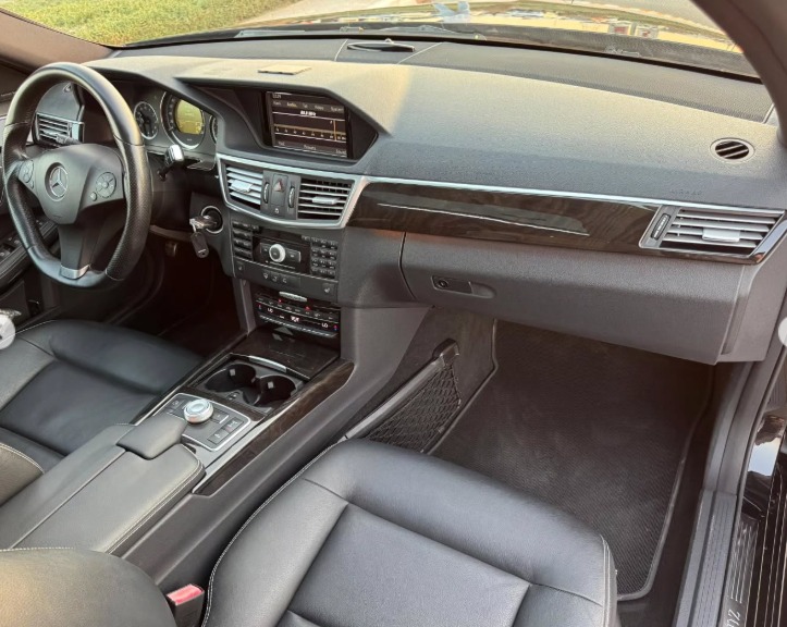 2009 MERCEDES BENZ E550 AMG BODY KIT V8 AUCTION GRADE 4/B Black