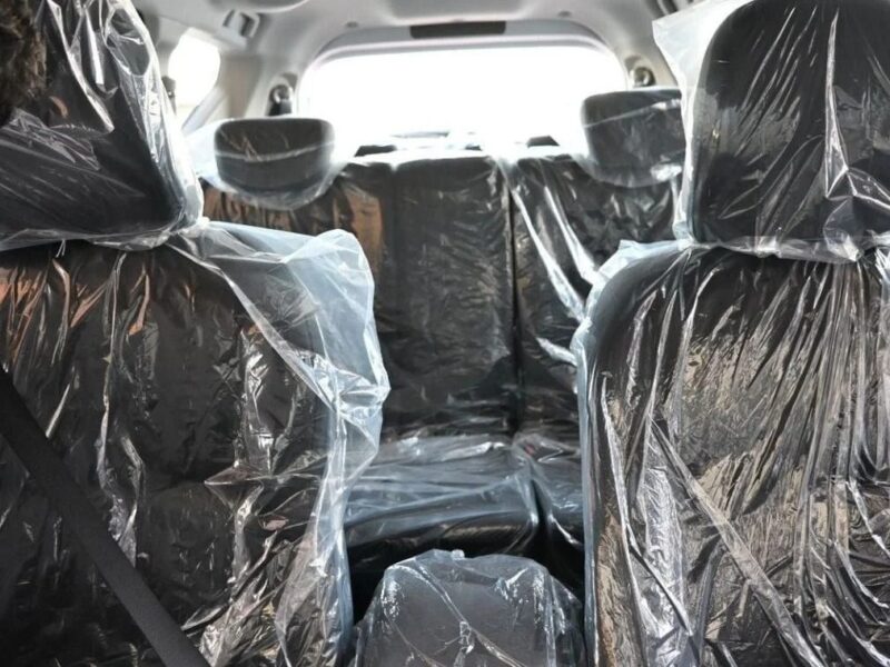 2024 Mitsubishi Xpander MITSUBISHI XPANDER 1.5L PREMIUM AT White Black