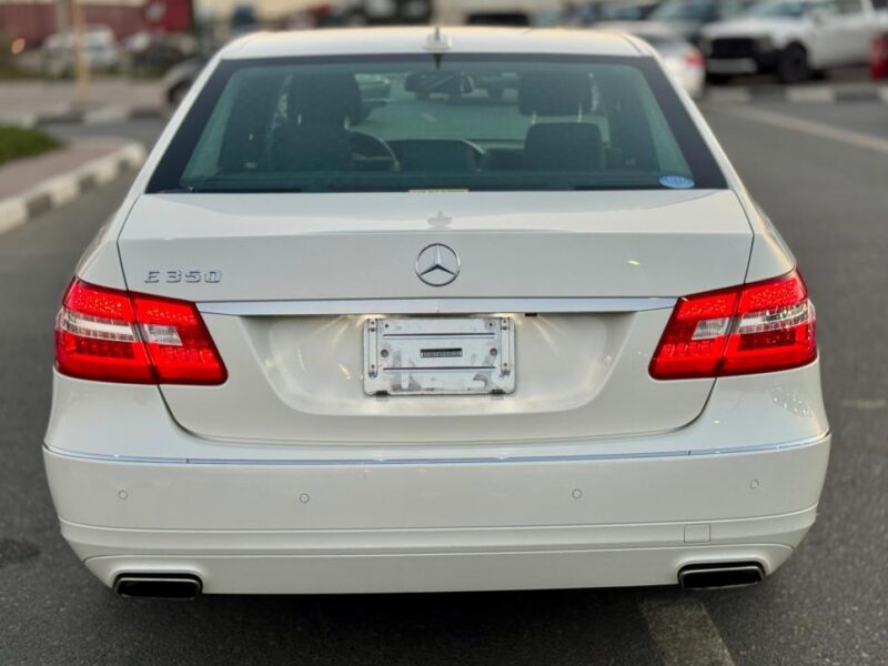 2012 Mercedes-Benz E 350 3.5 Liters V6 Engine White Black