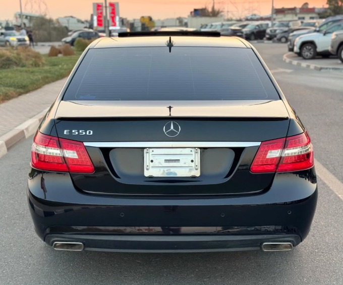 2009 MERCEDES BENZ E550 AMG BODY KIT V8 AUCTION GRADE 4/B Black