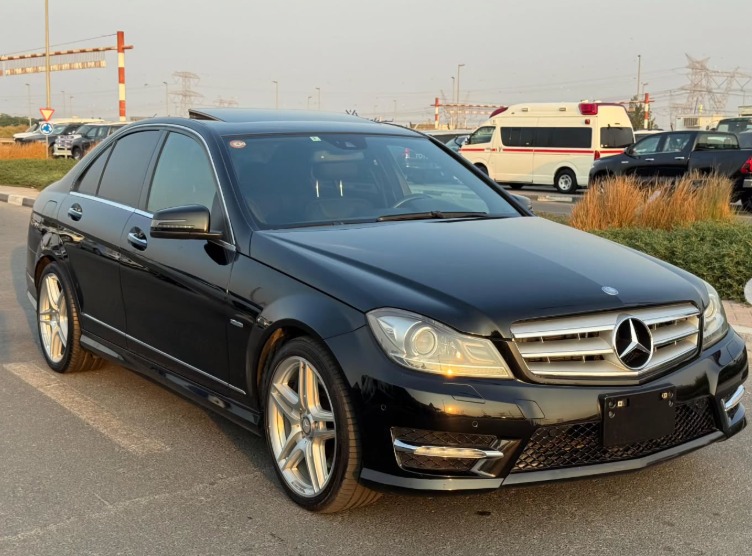 2012 MERCEDES BENZ C350 V6 AUCTION GRADE 4/B Black
