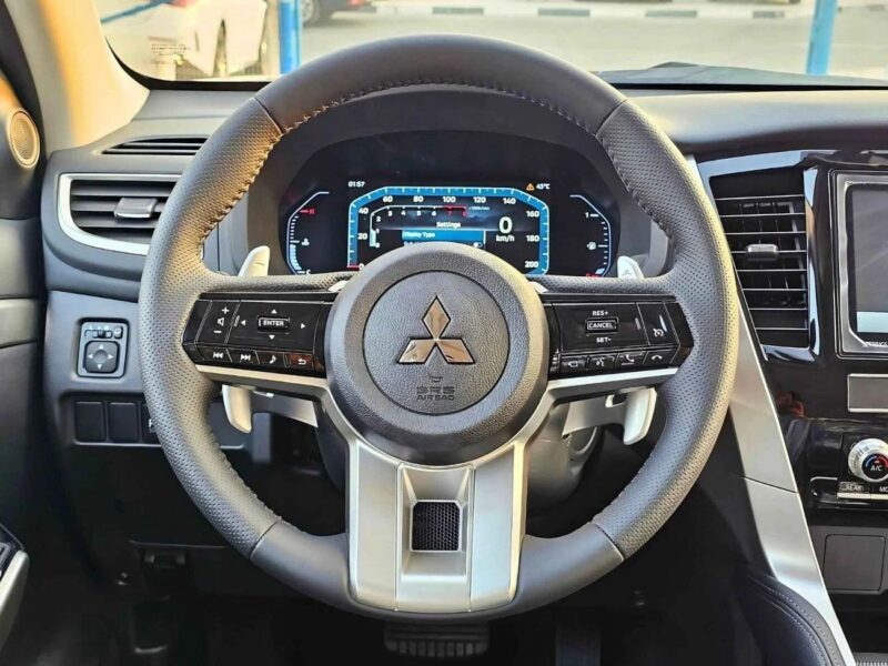 2025 Mitsubishi Montero Sport 3.0L 6 Cylinders Engine Black