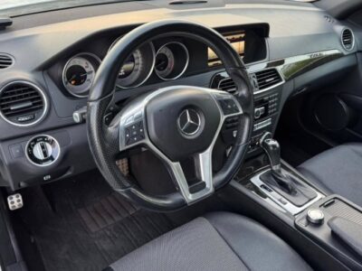 2014 MERCEDES BENZ C350 V6 Body Kit AMG AUCTION GRADE 4/B White Black