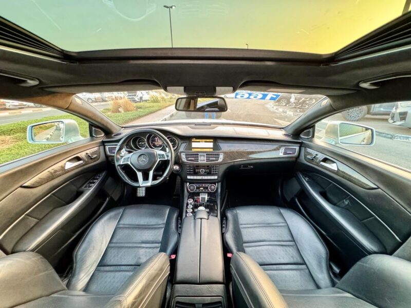 2012 Mercedes-Benz CLS 63 AMG 5.5-liter twin-turbocharged V8 Engine Silver