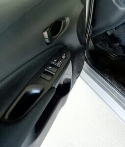 2023 Toyota Yaris 1.3 litre 4 Cylinders Engine Black White