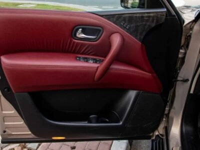 2022 Nissan Patrol SE Platinum 4.0L GCC Spec Gold Red