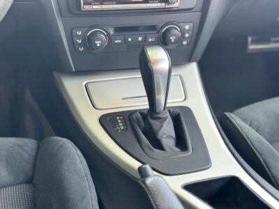 2006 BMW 3-Series BMW 323i Black Sedan Neat & Clean Car