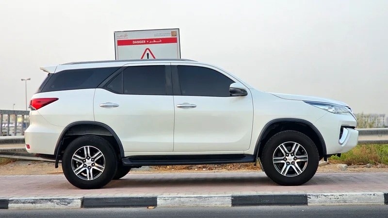 2019 Toyota Fortuner EXR 4 Cylinder Engine SUV White Brown