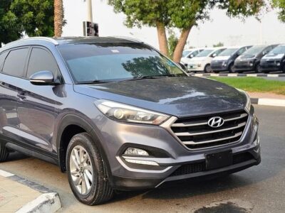 2018 Hyundai Tucson Comfort 4 Cylinder Engine SUV Grey Beige