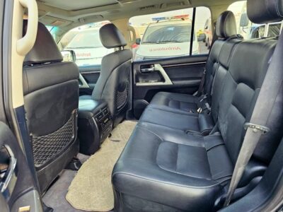 2012 Toyota Land Cruiser 5.7L 8 Cylinder Engine Grey Black