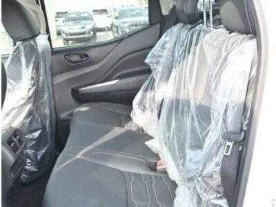 NISSAN NAVARA 2.5L DIESEL PRO4X 4X4 WHITE DC AT 2025 White Grey