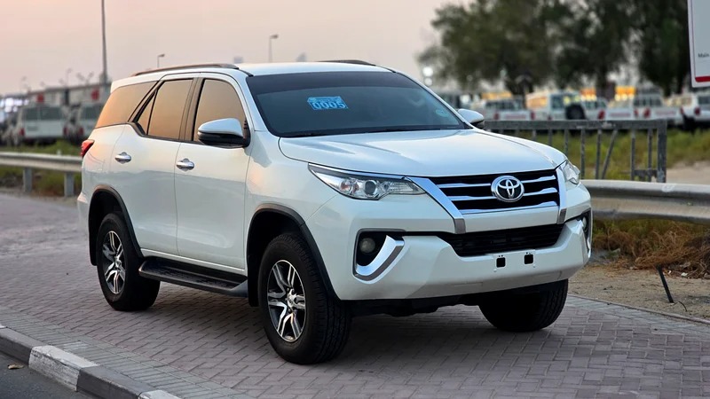 2019 Toyota Fortuner EXR 4 Cylinder Engine SUV White Brown