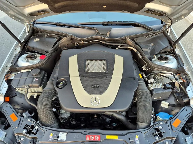 2008 Mercedes-Benz CLK-Class CLK 350 in Perfect Condition Silver Black