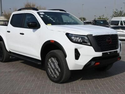 NISSAN NAVARA 2.5L DIESEL PRO4X 4X4 WHITE DC AT 2025 White Grey