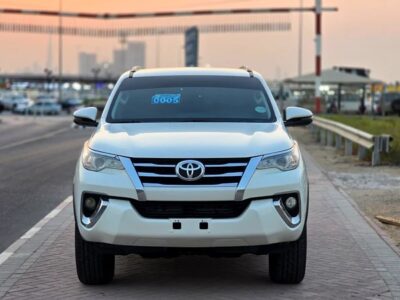 2019 Toyota Fortuner EXR 4 Cylinder Engine SUV White Brown
