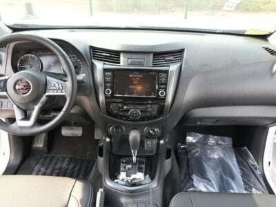 NISSAN NAVARA 2.5L DIESEL PRO4X 4X4 WHITE DC AT 2025 White Grey