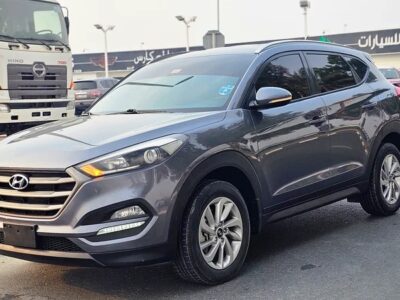 2018 Hyundai Tucson Comfort 4 Cylinder Engine SUV Grey Beige