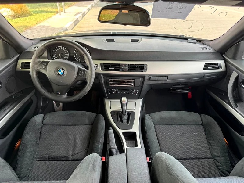 2006 BMW 3-Series BMW 323i Black Sedan Neat & Clean Car