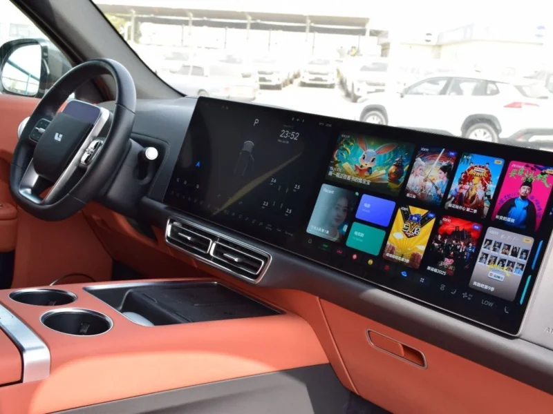 2023 Li Auto L7 Luxury 1.5L SUV Plug-In Hybrid Grey Tan Dual-Motor