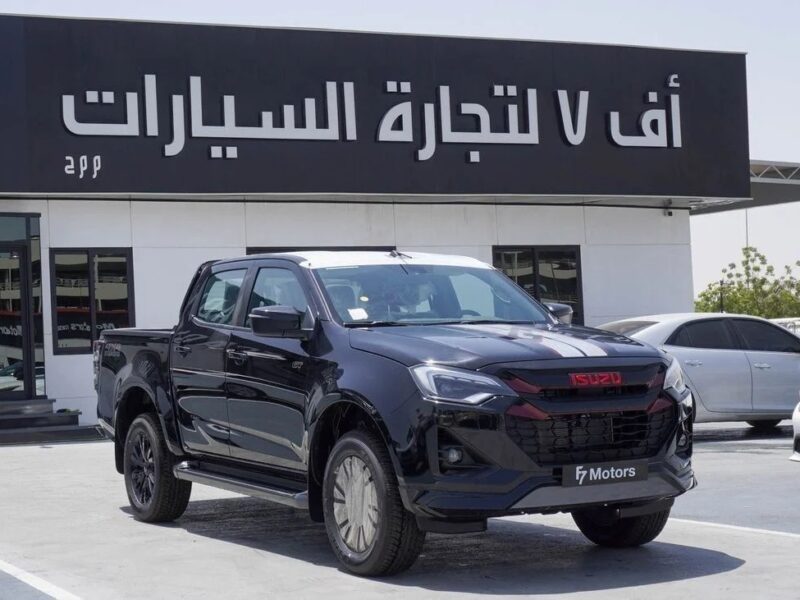 2026 Isuzu DMax 3.0L Crew Cab 4WD GT Diesel GCC Specs Black