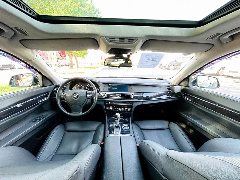 2010 BMW 7-Series 750i CLEAN TITLE Neat & Clean Car Sedan Black