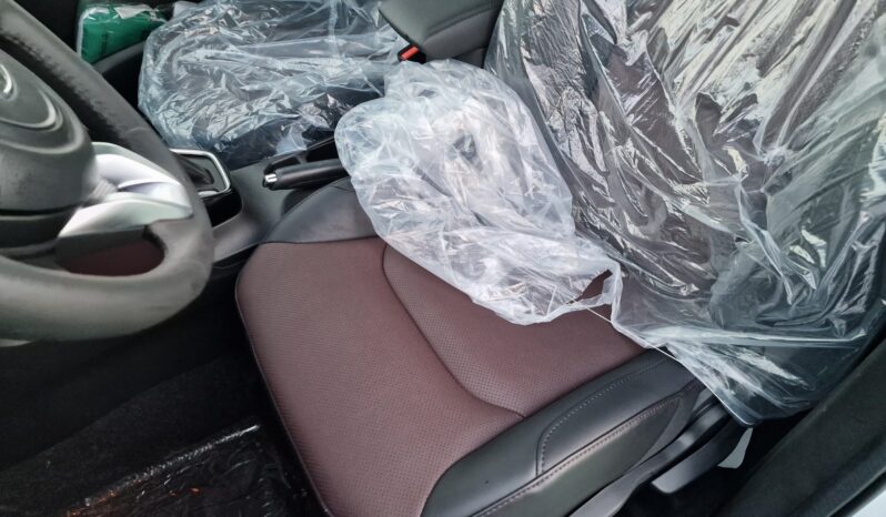 2024 Toyota Urban Cruiser 1.5L Inline-4 Petrol Red