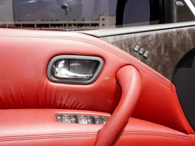 2023 Nissan Patrol Platinum SE 6 Cylinder Engine GCC Specs White Red