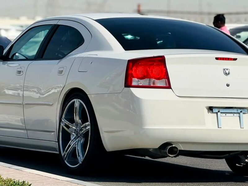 2010 Dodge Charger Other 6 Cylinder Engine Neat & Clean Car White Beige