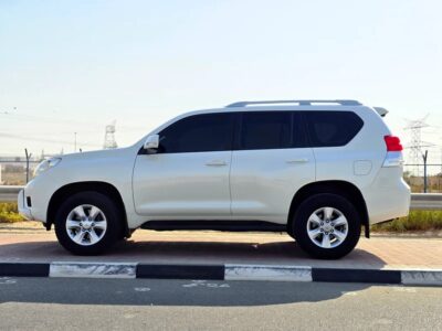 2013 Toyota Prado TXL 4 Cylinder Engine SUV GCC Specs White Beige