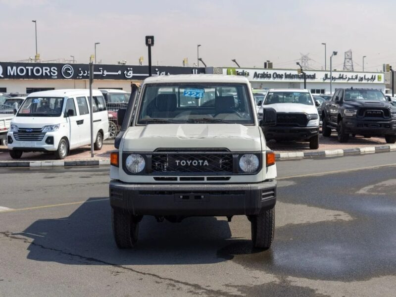 2025 Toyota Land Cruiser Pick Up LC79 2.8L T/DSL STD-E Diesel GCC White Brown