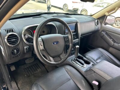 2010 Ford Explorer XLT 6 Cylinder Engine Neat & Clean Car Black