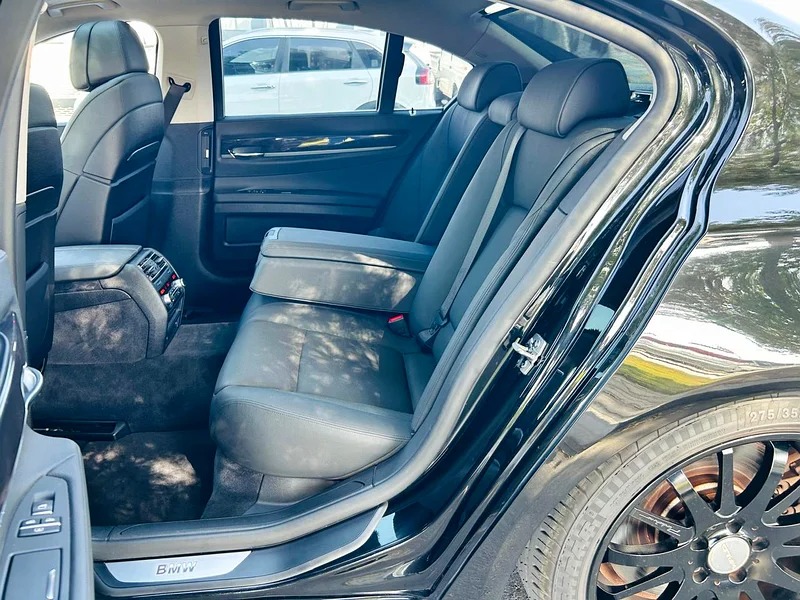 2010 BMW 7-Series 750i CLEAN TITLE Neat & Clean Car Sedan Black