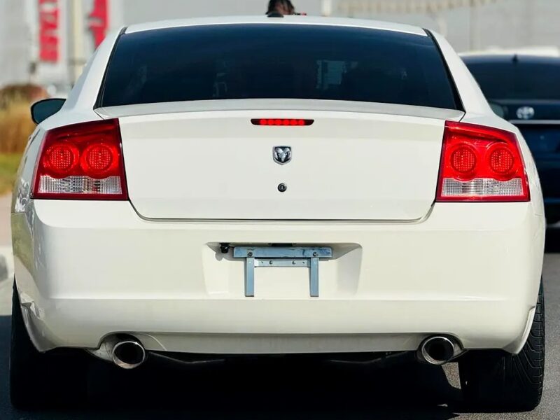 2010 Dodge Charger Other 6 Cylinder Engine Neat & Clean Car White Beige