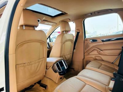 2011 Porsche Cayenne S 8 Cylinder Engine CLEAN TITLE White Beige