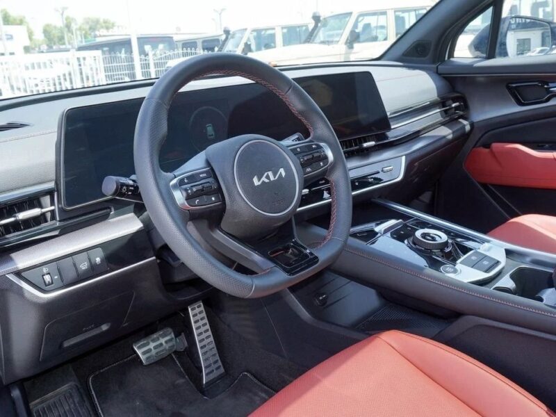 2025 Kia Sportage Kia Sportage 4 Cylinder Engine GCC Specs White Red