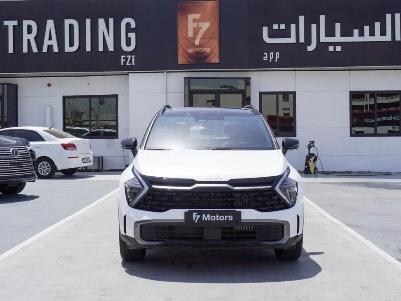 2025 Kia Sportage Kia Sportage 4 Cylinder Engine GCC Specs White Red