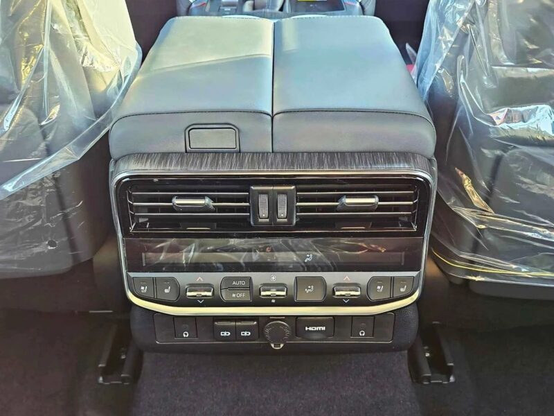 2025 Toyota Land Cruiser VXR 3.5L PETROL Aero Body Kit Black