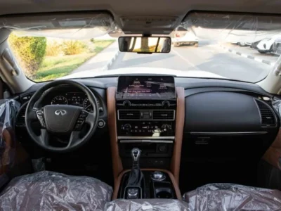 2025 Infiniti QX80 5.6 litre V8 Engine GCC Specs Black Tan