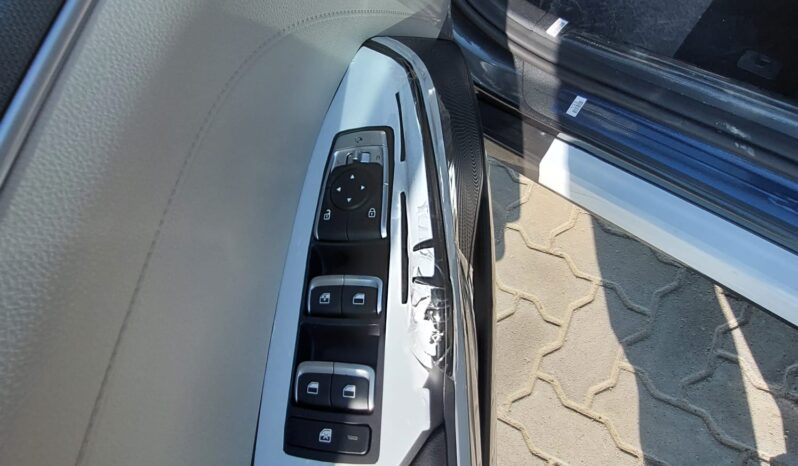 2025 Kia Carnival 3.5L V6 MPI Petrol FWD White Black