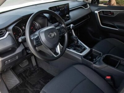 2025 Toyota RAV 4 2.0L CVT 2.0L Petrol White Black