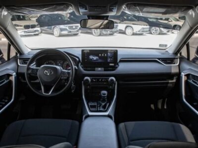 2025 Toyota RAV 4 2.0L CVT 2.0L Petrol White Black