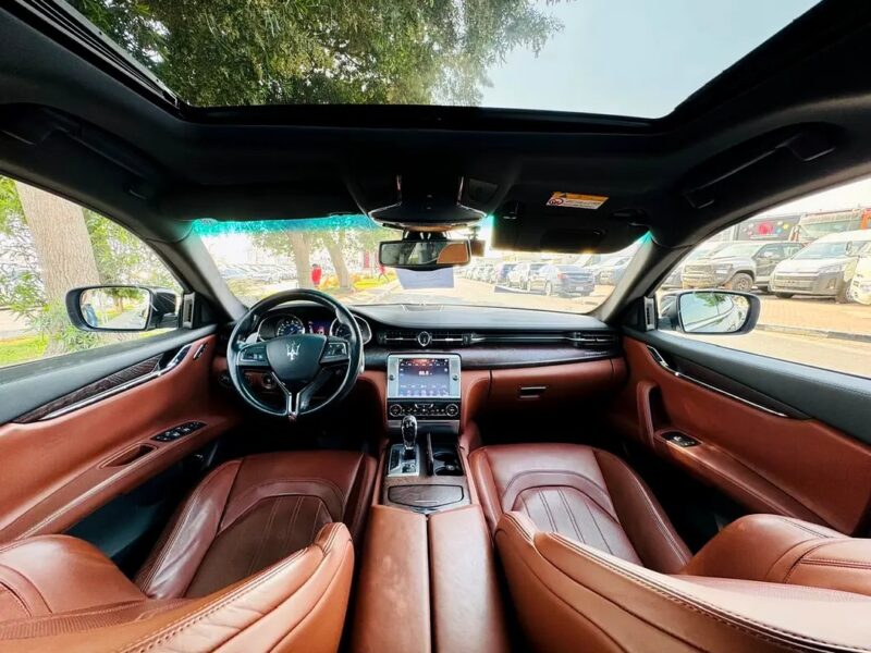 2013 Maserati Quattroporte S Neat & Clean Car Black Brown