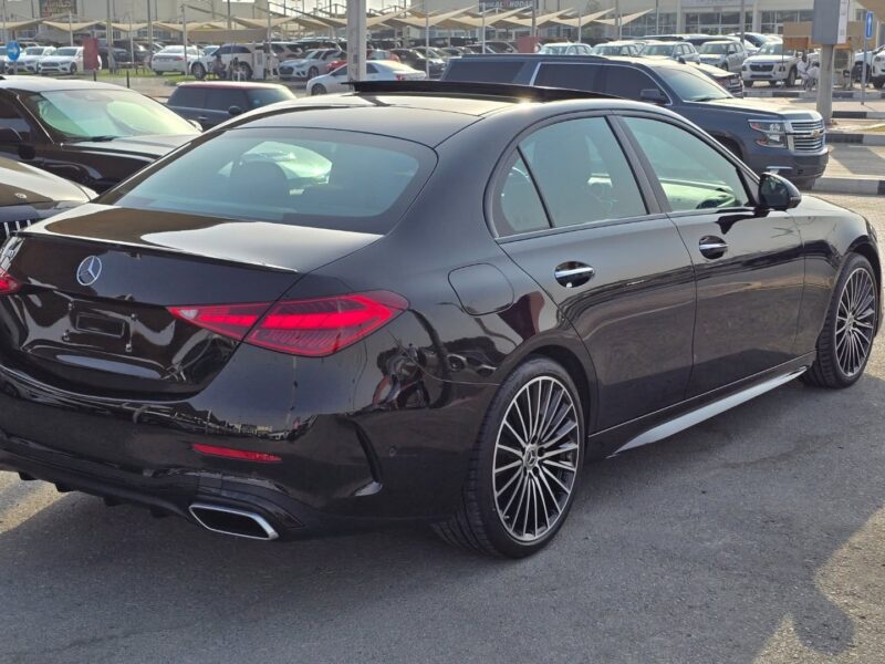 Mercedes-Benz C300 American Specs 2024 Excellent Condition Black