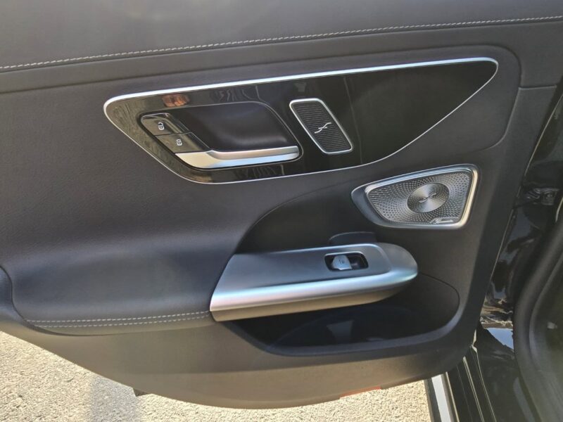 Mercedes-Benz C300 American Specs 2024 Excellent Condition Black