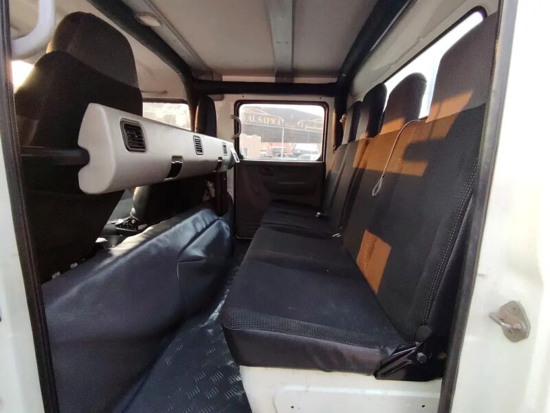 2019 Mitsubishi Canter Double Cabin Pristine Mint Condition White Grey GCC Specs