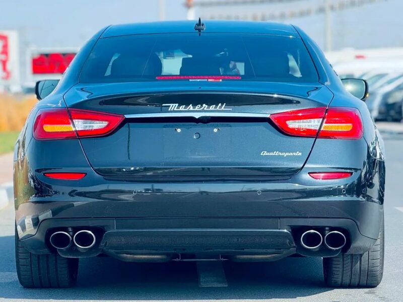 2013 Maserati Quattroporte S Neat & Clean Car Black Brown